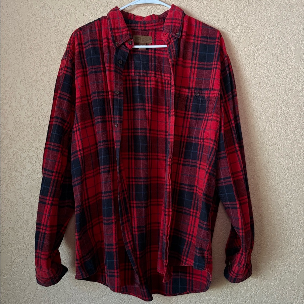 Faded Glory red and black plaid flannel shirt